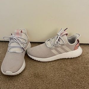 Adidas Cloudfoam sneakers